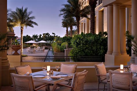 restaurants in versace hotel dubai|versace hotel dubai prices.